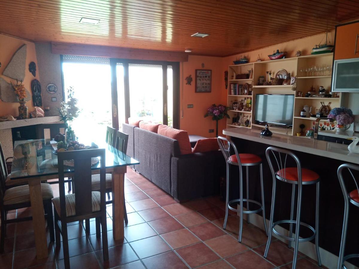 Casa Con Jardin En Primera Linea De Playa O Grove Bagian luar foto