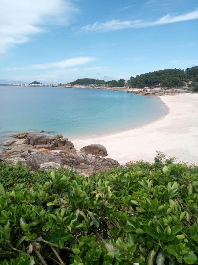 Casa Con Jardin En Primera Linea De Playa O Grove Bagian luar foto